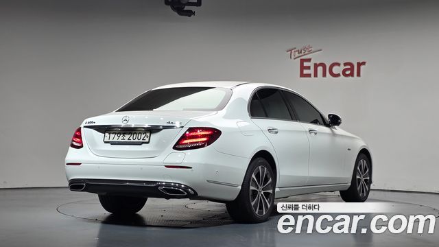 Mercedes-Benz E-Class 2020 — photo 2