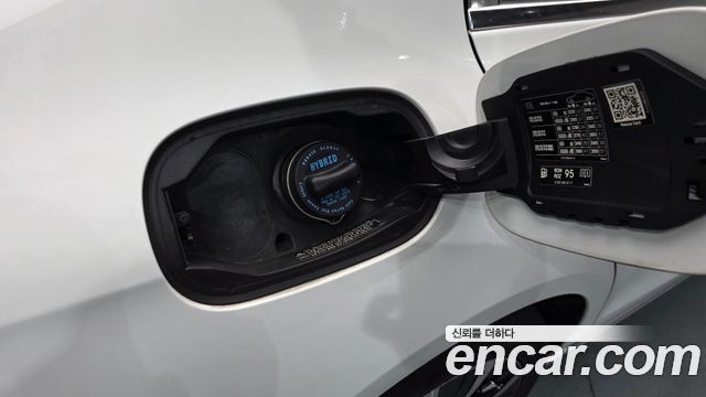 Mercedes-Benz E-Class 2020 — photo 38