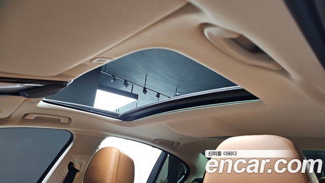 BMW 5-Series 2023 — photo 19