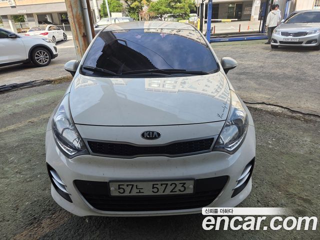 Kia pride 2015 — photo 1