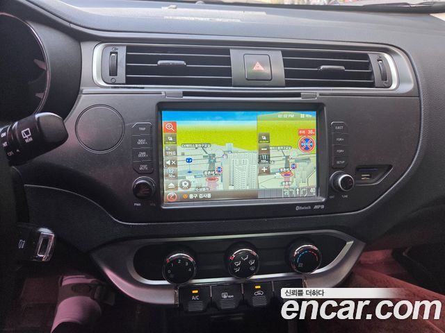 Kia pride 2015 — photo 5