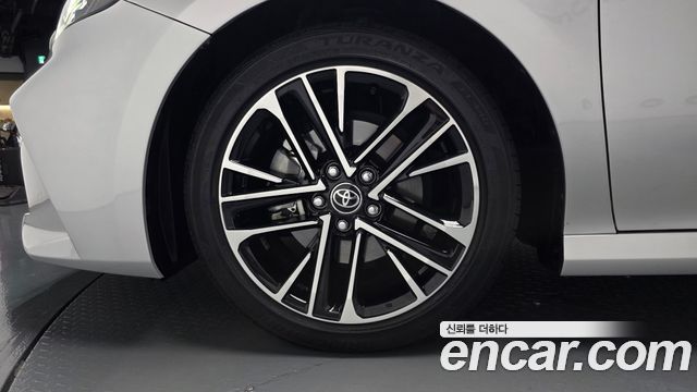 Toyota Camry 2025 — photo 5