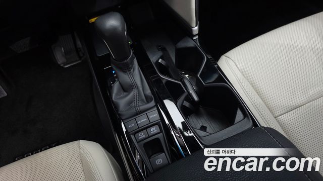 Toyota Camry 2025 — photo 12