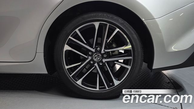 Toyota Camry 2025 — photo 7