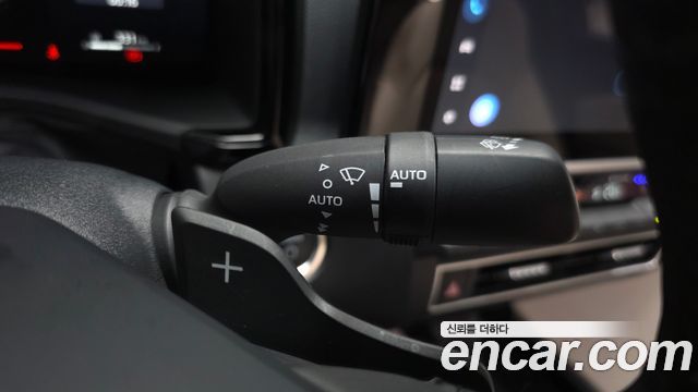 Toyota Camry 2025 — photo 33