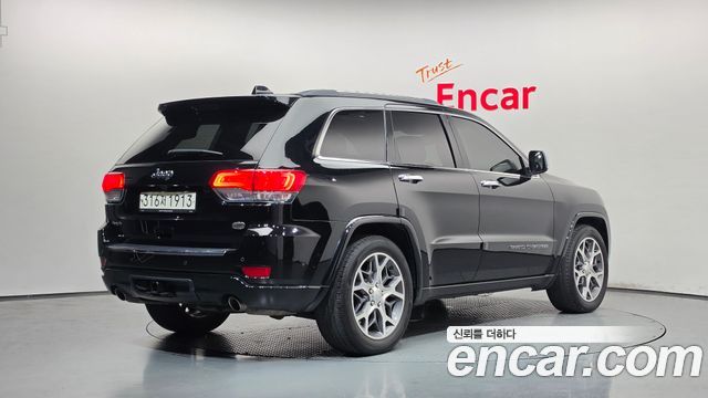 Jeep Cherokee 2021 — photo 2