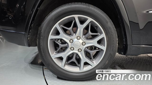 Jeep Cherokee 2021 — photo 5