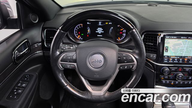 Jeep Cherokee 2021 — photo 18