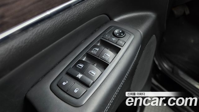 Jeep Cherokee 2021 — photo 24