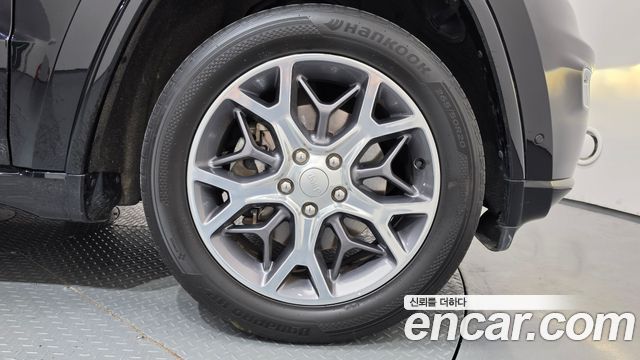 Jeep Cherokee 2021 — photo 7