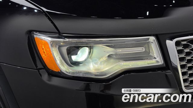 Jeep Cherokee 2021 — photo 8