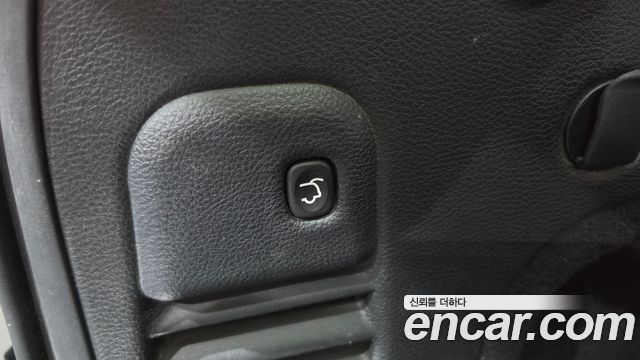 Jeep Cherokee 2021 — photo 27