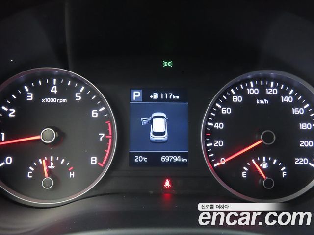 Kia Stonic 2018 — photo 8