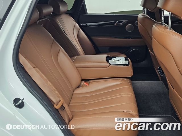 Genesis G80 2022 — photo 13