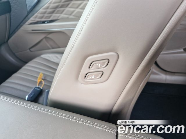 Kia K8 2023 — photo 13