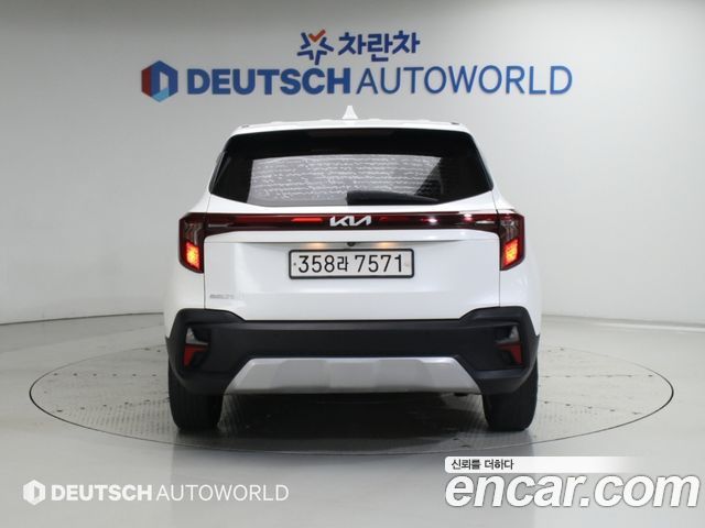 Kia Seltos 2023 — photo 5