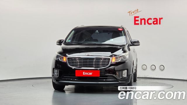 Kia Canival 2015 — photo 3