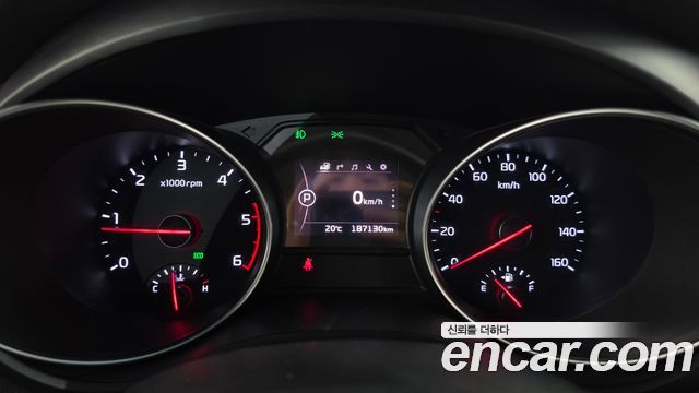 Kia Canival 2015 — photo 8