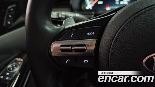 Kia K7 2020 — photo 22