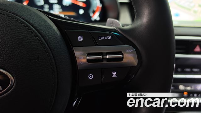 Kia K7 2020 — photo 23