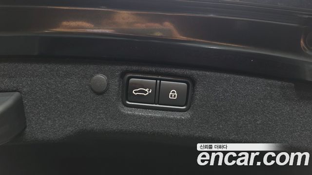 Kia K7 2020 — photo 24