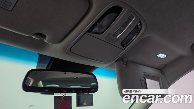 Kia K7 2020 — photo 26