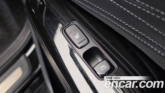 Kia K7 2020 — photo 41