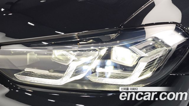 BMW X4 2025 — photo 8