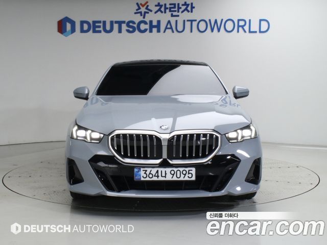 BMW 5-Series 2026 — photo 3