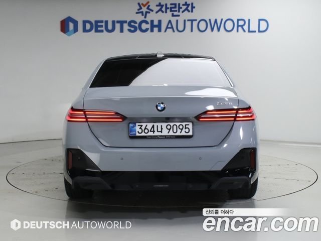 BMW 5-Series 2026 — photo 4