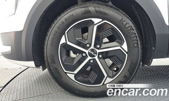 Kia Niro 2024 — photo 5