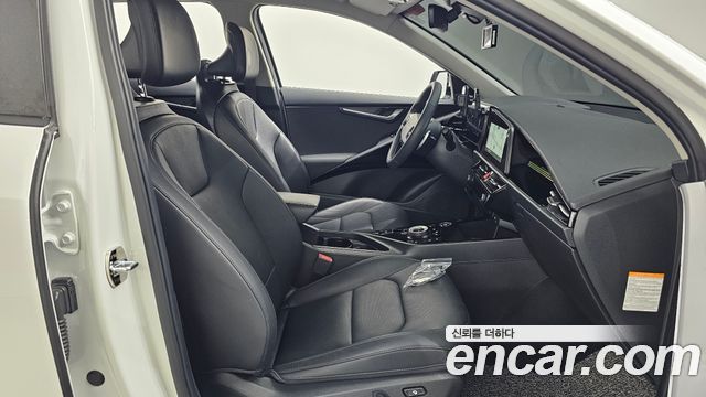 Kia Niro 2024 — photo 17