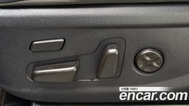 Hyundai Santafe 2020 — photo 31