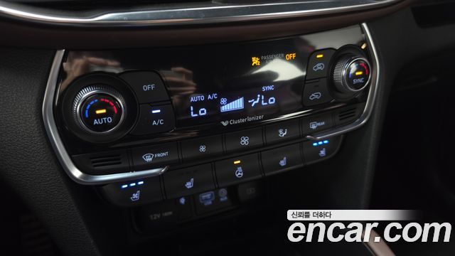 Hyundai Santafe 2020 — photo 32