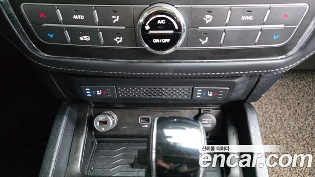 KG Mobility Rexton 2019 — photo 16