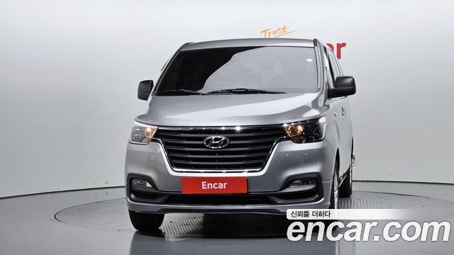 Hyundai Starex 2019 — photo 3