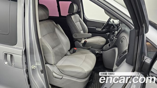 Hyundai Starex 2019 — photo 18