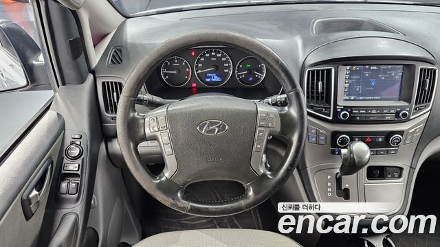 Hyundai Starex 2019 — photo 19