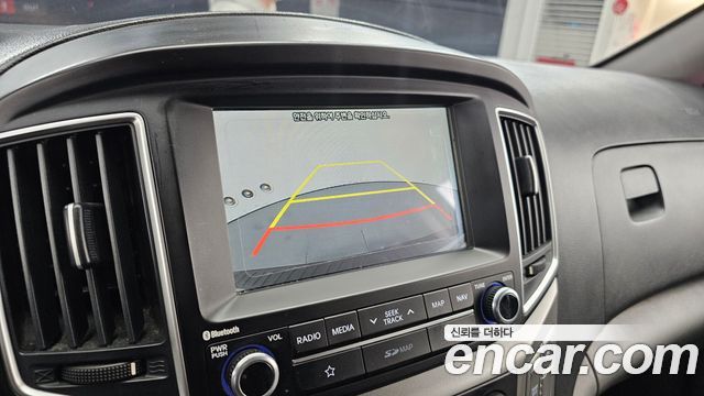 Hyundai Starex 2019 — photo 21