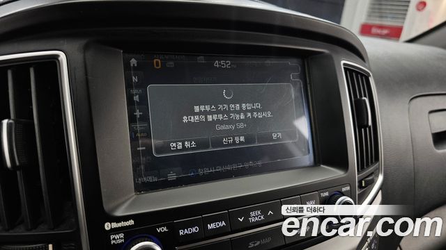 Hyundai Starex 2019 — photo 22
