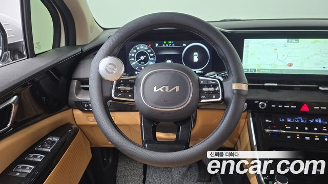 Kia Canival 2023 — photo 18