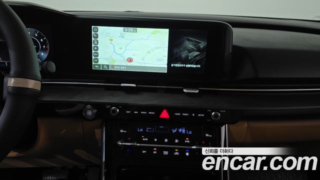 Kia Canival 2023 — photo 19