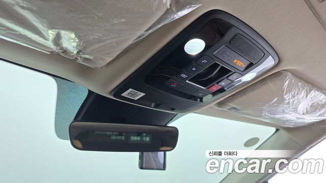 Kia Canival 2023 — photo 21