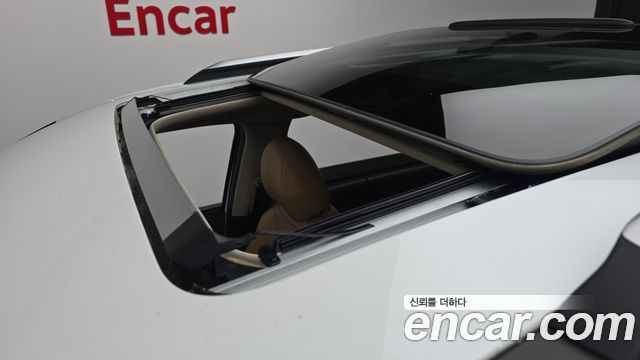 Kia Canival 2023 — photo 25