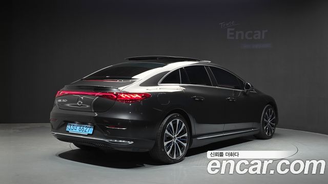 Mercedes-Benz EQE 2022 — photo 2