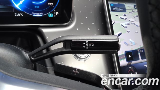Mercedes-Benz EQE 2022 — photo 9