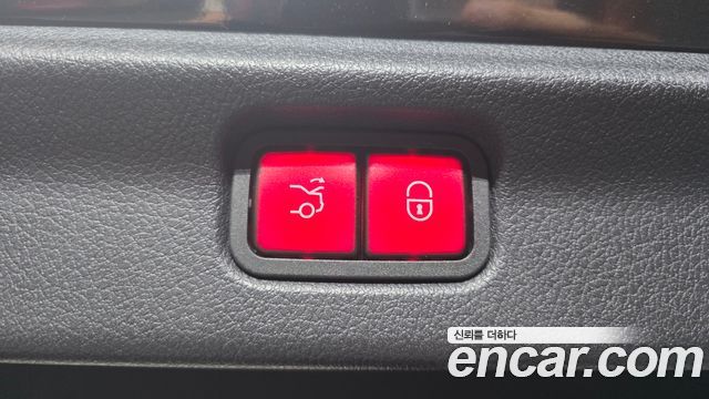 Mercedes-Benz EQE 2022 — photo 20