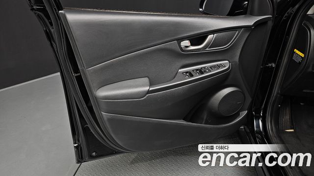 Hyundai Kona 2018 — photo 14