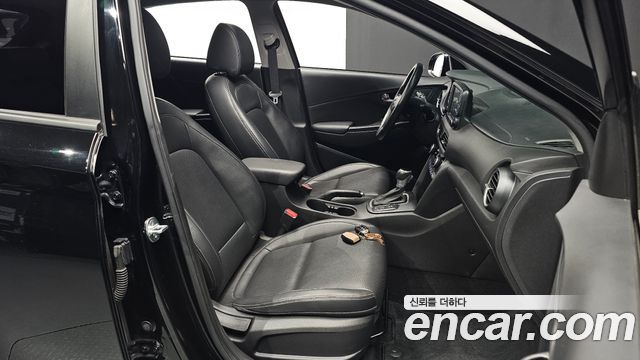 Hyundai Kona 2018 — photo 16