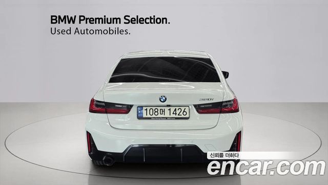 BMW 3-Series 2023 — photo 4